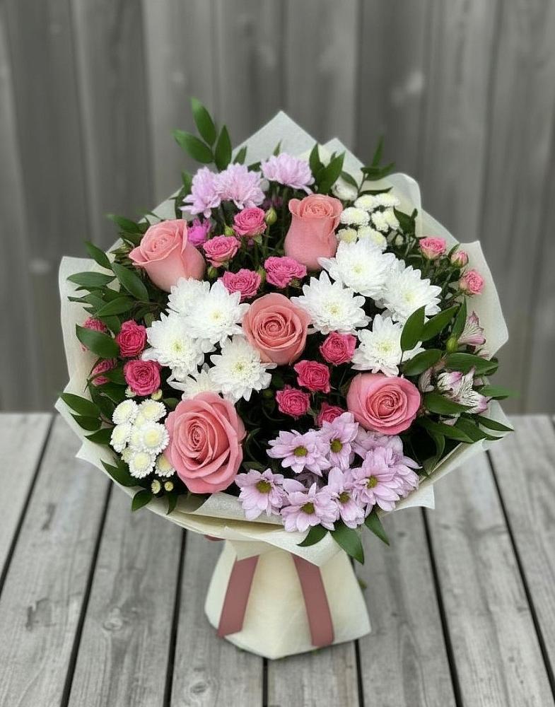 Букет цветов из: Альстромерии, Гвоздики, Розы и Хризантемы в Дивеево