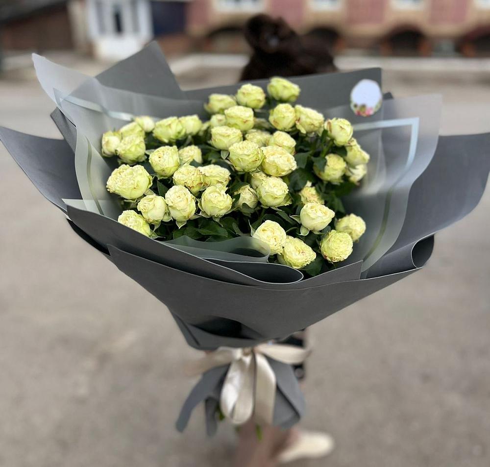 Белые кустовые розы Солинеро в Дивеево Букет Белые кустовые розы Солинеро в Дивеево