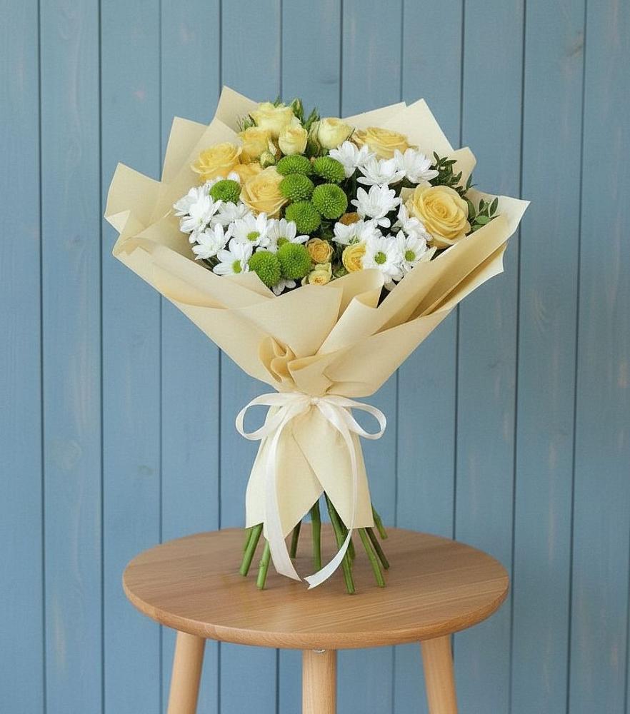 Букет цветов из: Хризантемы и Розы в Дивеево