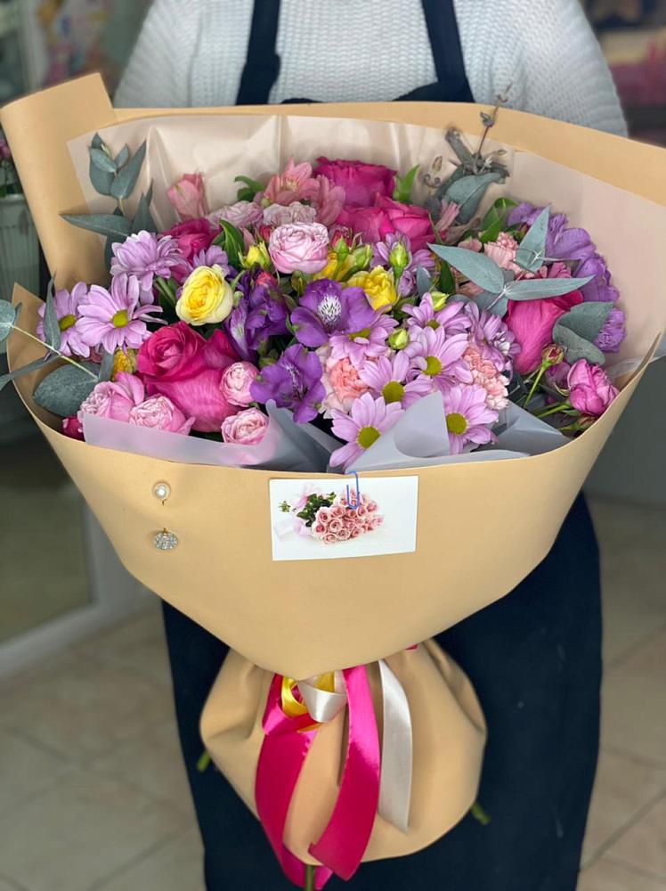 Букет цветов из: Хризантемы, Гвоздики и Альстромерии в Дивеево