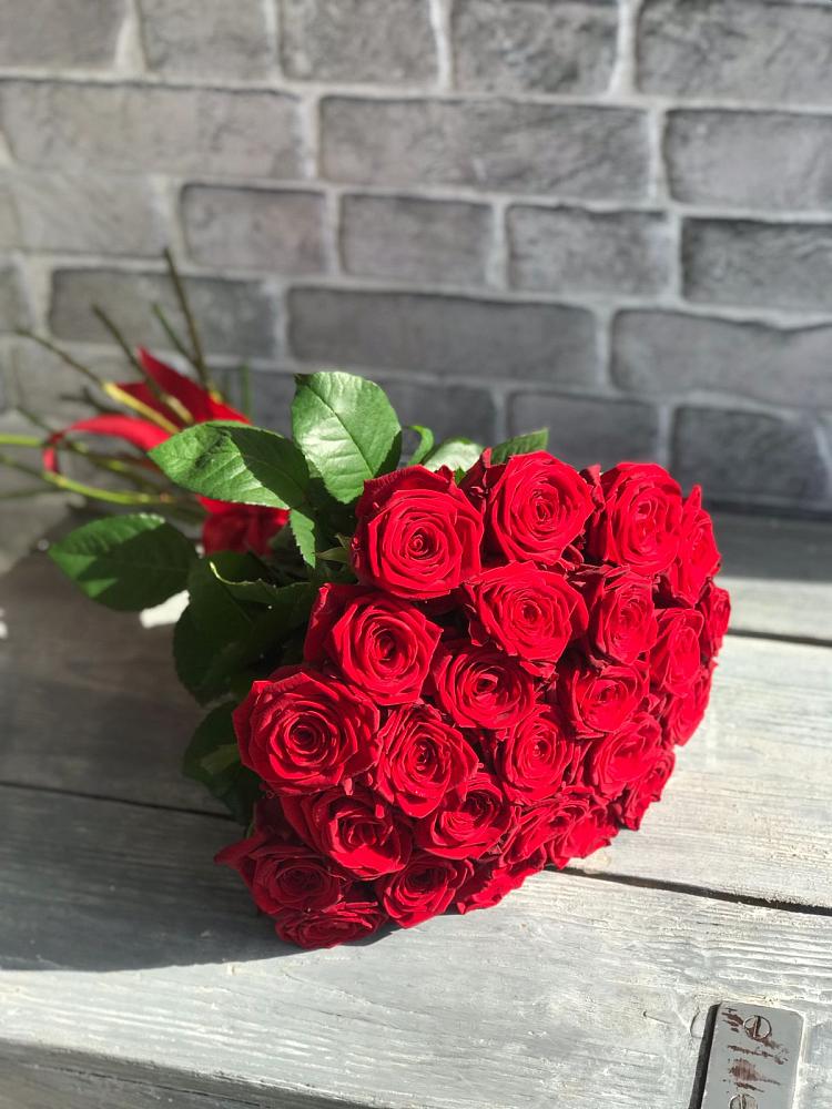 Букет Красные розы Фридом в Дивеево