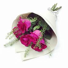 Букет цветов из:  Розы в Дивеево