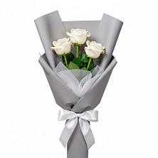 Букет 3 белые розы в Дивеево