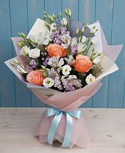 Букет цветов из:  Лизиантусы, Розы, Альстромерии и Гипсофила в Дивеево