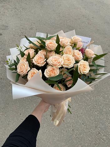 Букет Кремовые розы Латте в Дивеево