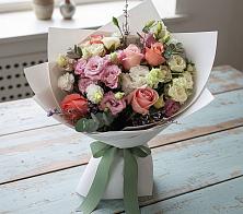 Букет цветов из:  Розы, Лизиантусы и Гвоздики в Дивеево