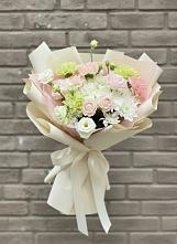 Букет цветов из:  Гвоздики, Розы, Лизиантусы и Хризантемы в Дивеево