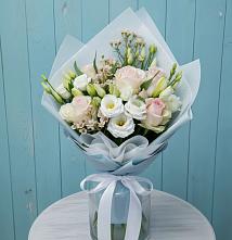 Букет цветов из:  Розы и Лизиантусы в Дивеево