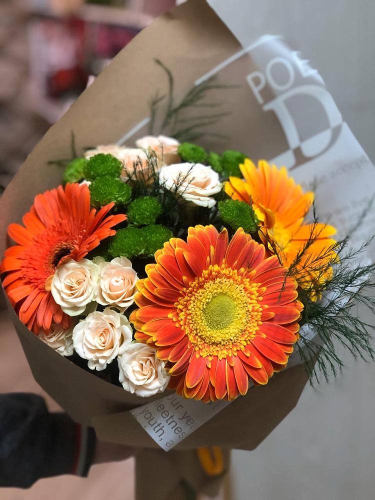 Букет цветов из: Герберы, Хризантемы и Розы в Дивеево