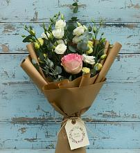 Букет цветов из:  Розы и Лизиантусы в Дивеево